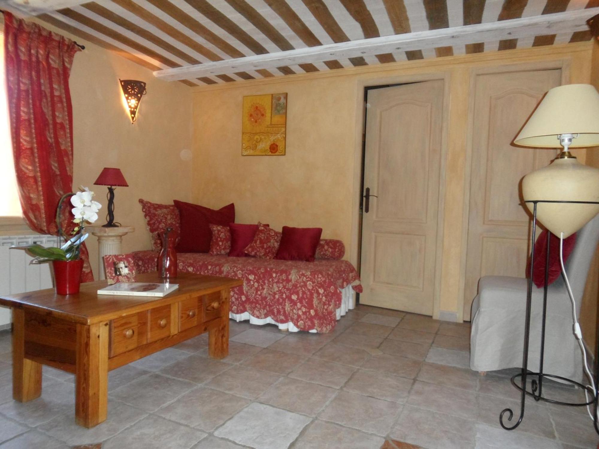 Bed and Breakfast Mas de Foncaudette Lourmarin Habitación foto