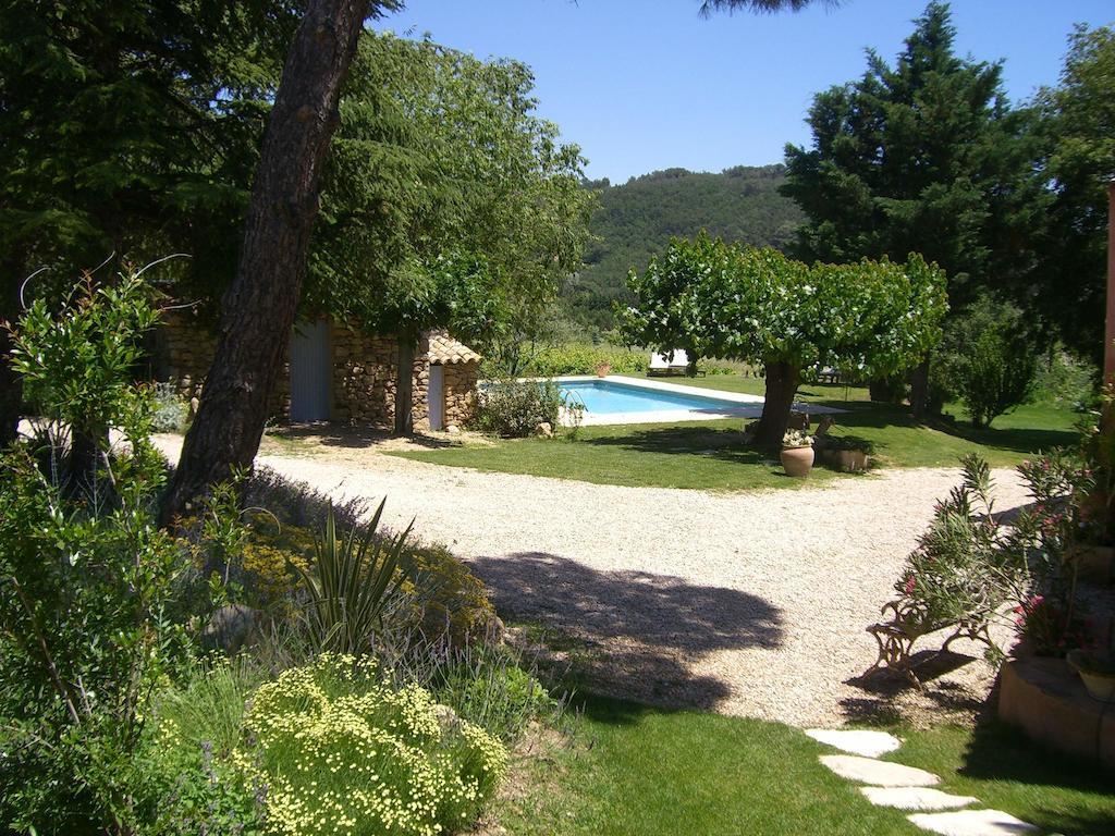 Bed and Breakfast Mas de Foncaudette Lourmarin Exterior foto