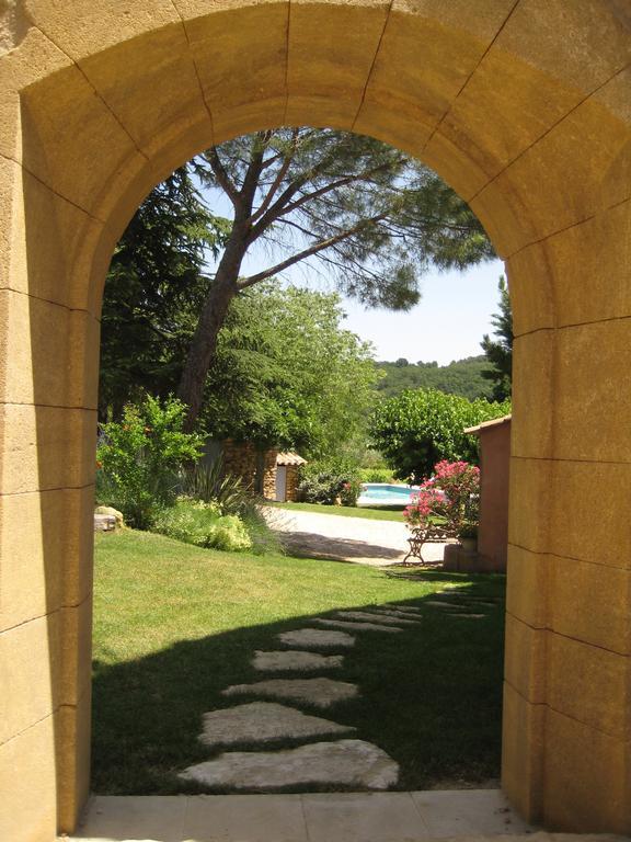 Bed and Breakfast Mas de Foncaudette Lourmarin Exterior foto