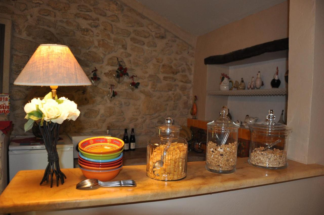 Bed and Breakfast Mas de Foncaudette Lourmarin Exterior foto