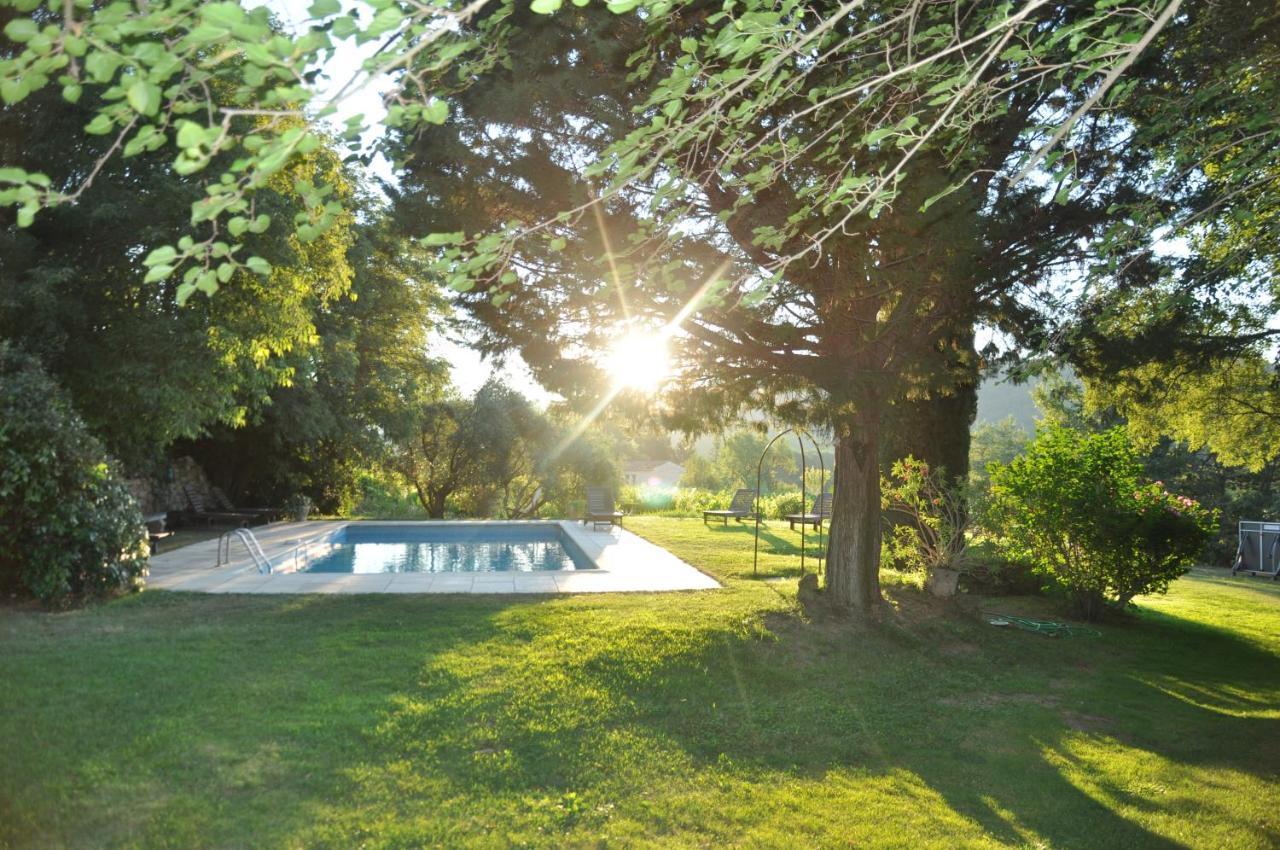 Bed and Breakfast Mas de Foncaudette Lourmarin Exterior foto